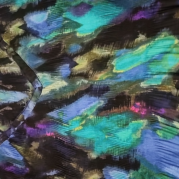 ALLISON TAYLOR Accordian Top Size L - Picture 4 of 7